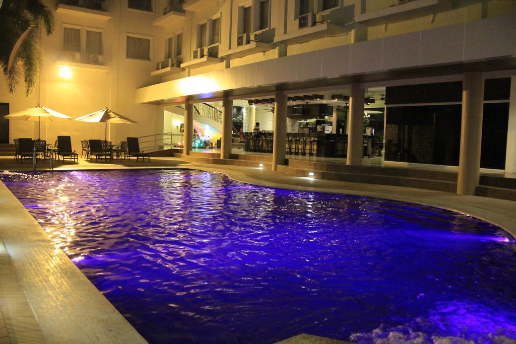 Savannah Resort Hotel Angeles Kültér fotó